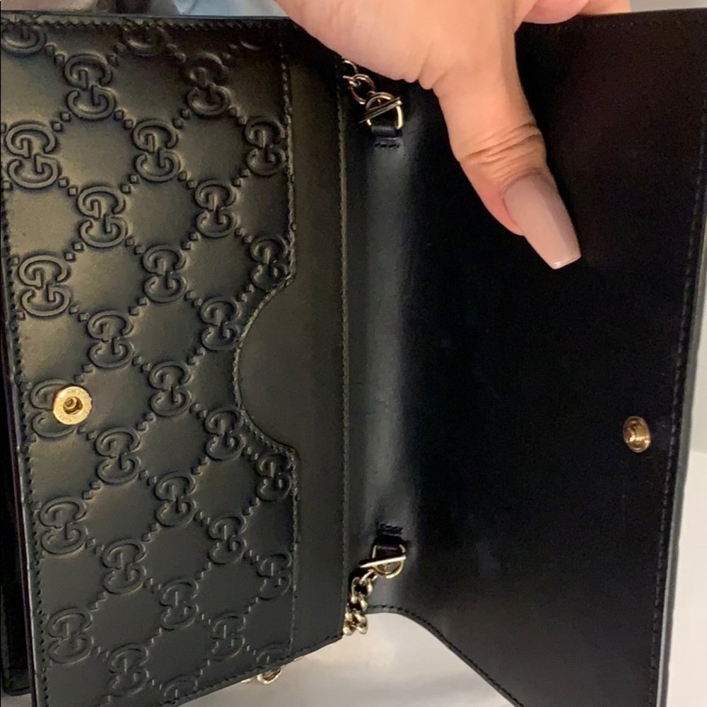 Authentic Gucci Wallet on Chain - Picture 3 of 3